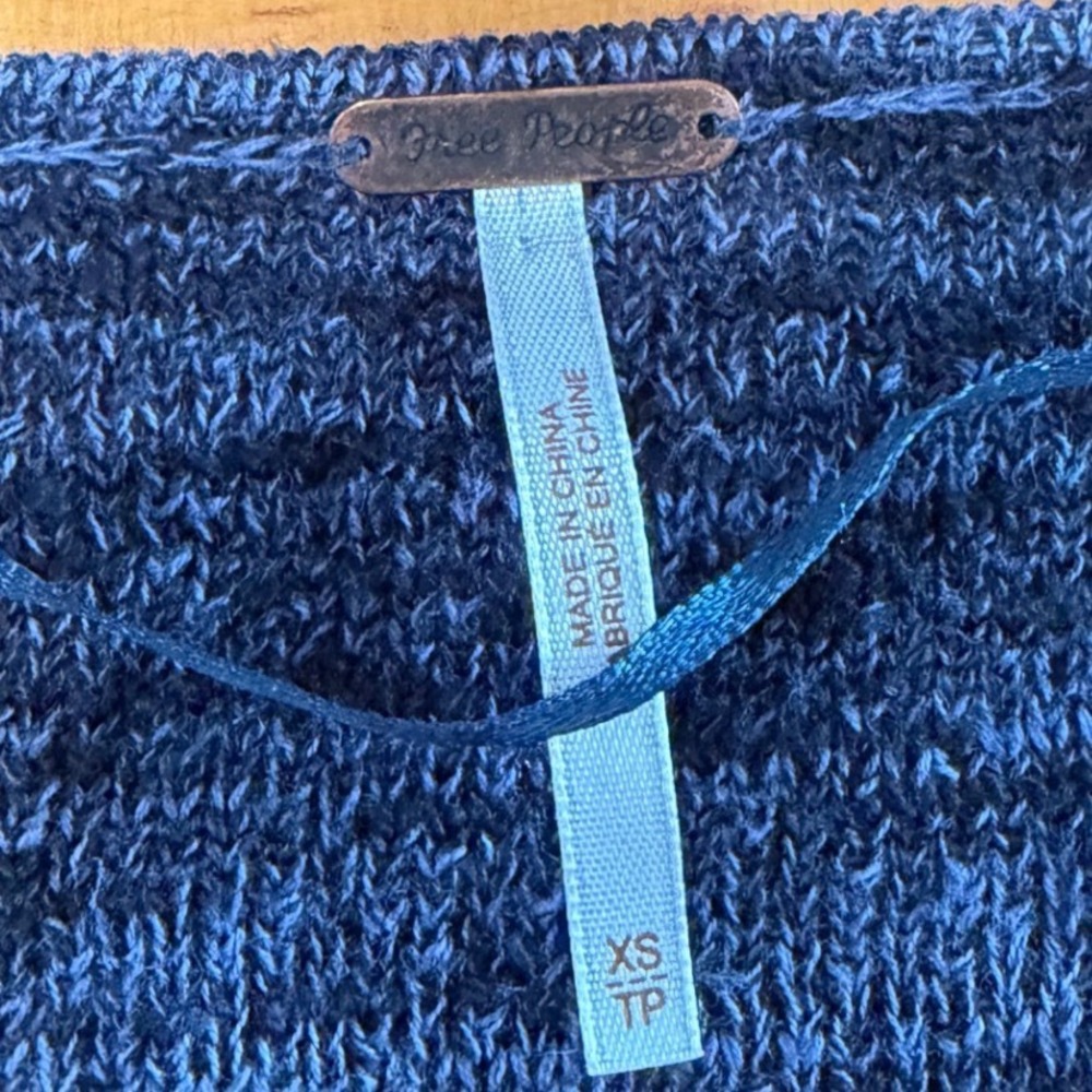 Free People Beach Blue Wrap Front Knit Top Size XS Boho Coastal - Picture 2 of 5